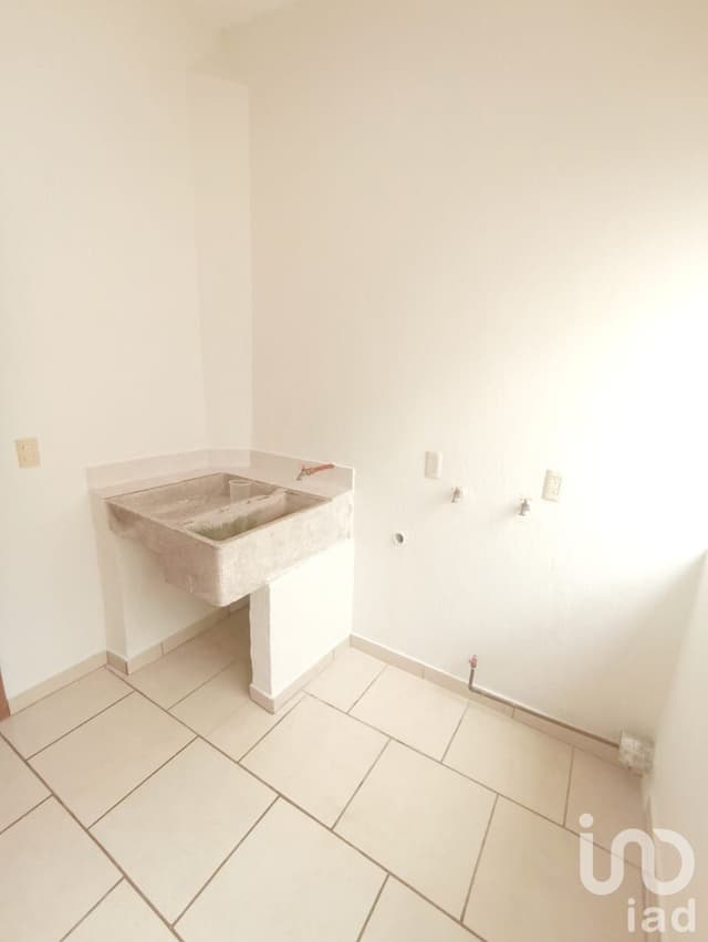 Casa en venta en Colonia Jardines del Valle en Zapopan