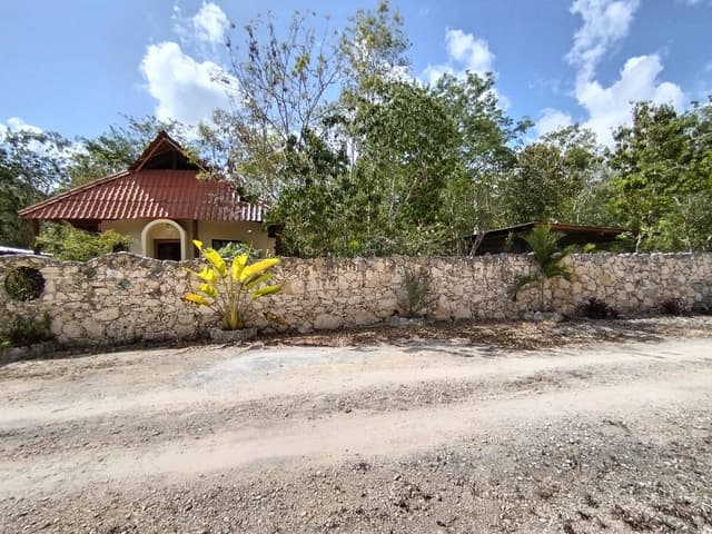 Terreno con Facilidades de Pago en Tulum & Francisco Uh May