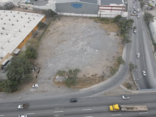 Venta de Terreno Industrial con alta exposición en Santa Catarina